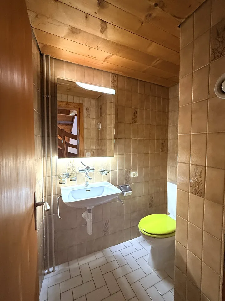FRIBOURG - PLACE DU PETIT-ST-JEAN 39 - CHARMANT APPARTEMENT - 4.5 – photo 9 sur 13