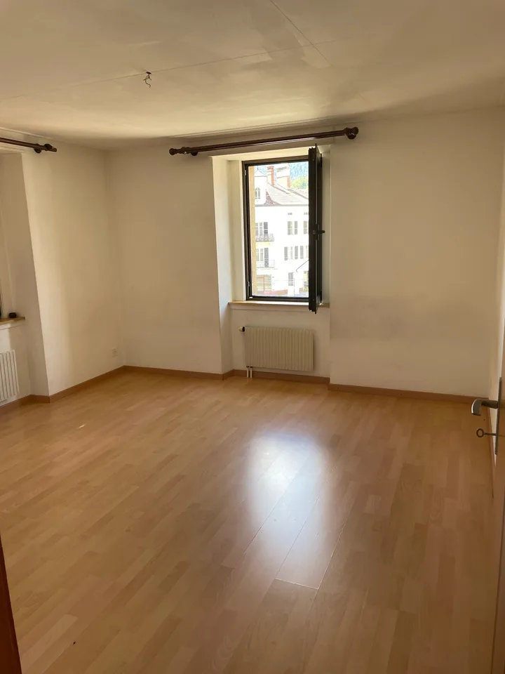 Wohnung mit 3 Zimmern zur Miete in Couvet – Foto 6 von 8