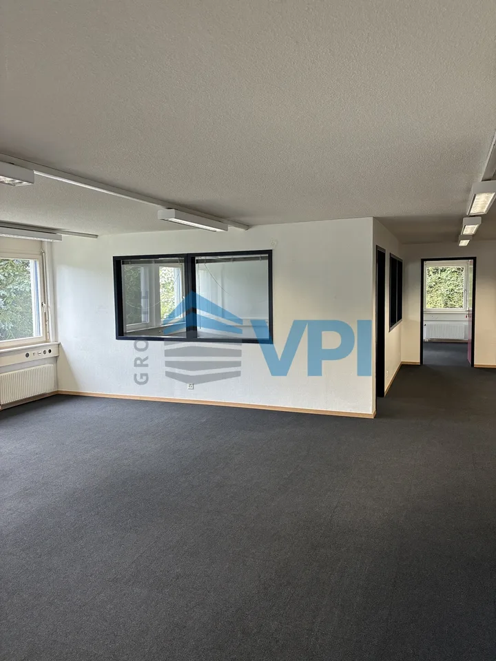 Mont-sur-Lausanne - Bureau lumineux de 169 m² au rez