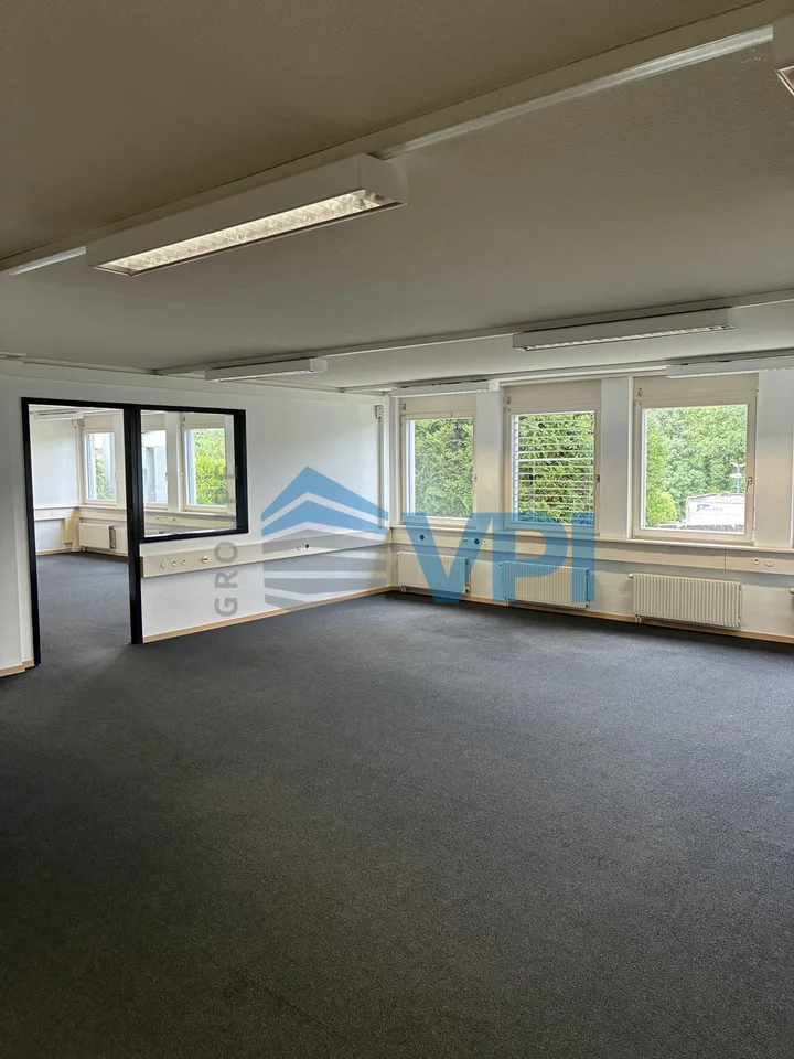 Mont-sur-Lausanne - Bureau lumineux de 169 m² au rez
