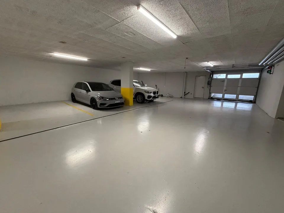 Modernes Büro im Untergeschoss – Schaffhausen, Thayngerstrasse 40 – Foto 6 von 7