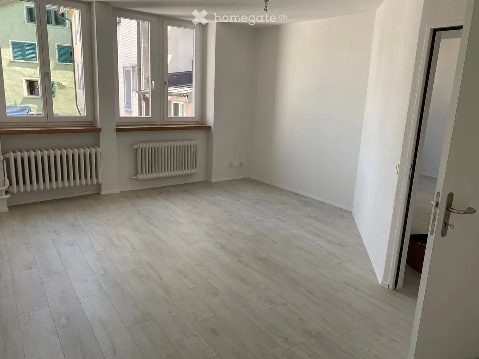 Spazi di ufficio moderni di 2 camere sul prestigioso Rennweg