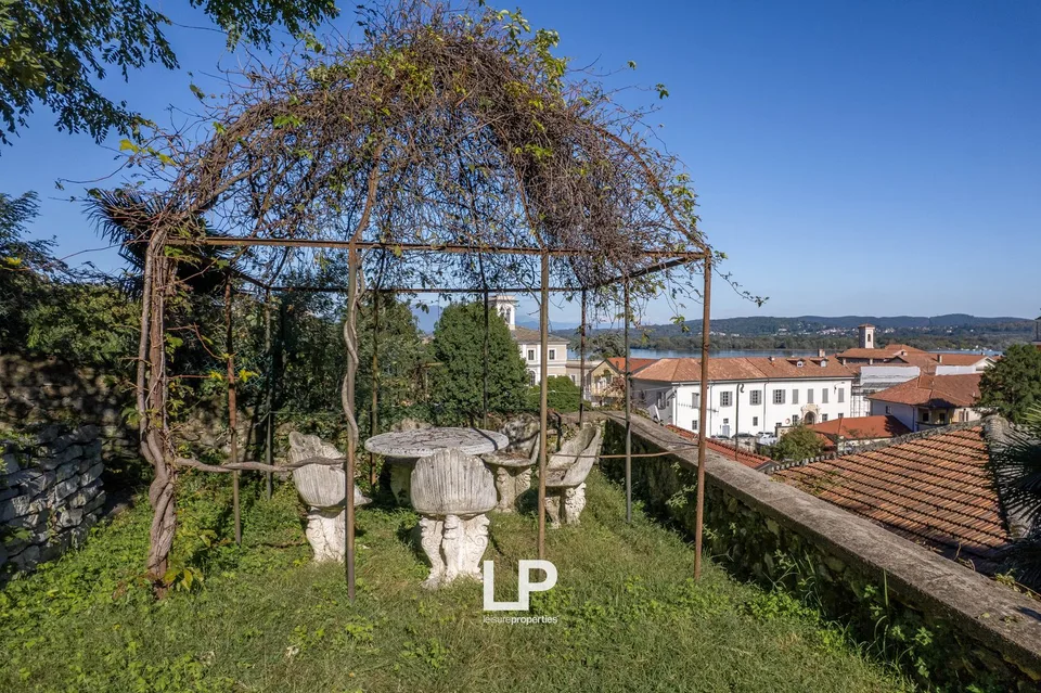 Villa Arona – foto 8 di 30
