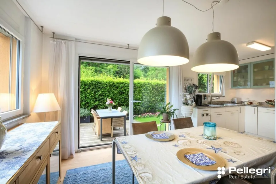 Sonniges Reihenhaus am Waldrand in Arcegno