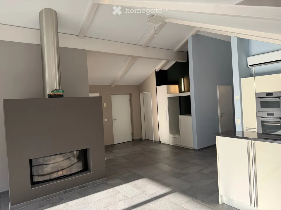 Von Privat: Grosszügige 4.5-Zimmer-Dachwohnung mit 48 m² Südterrasse – Foto 6 von 16
