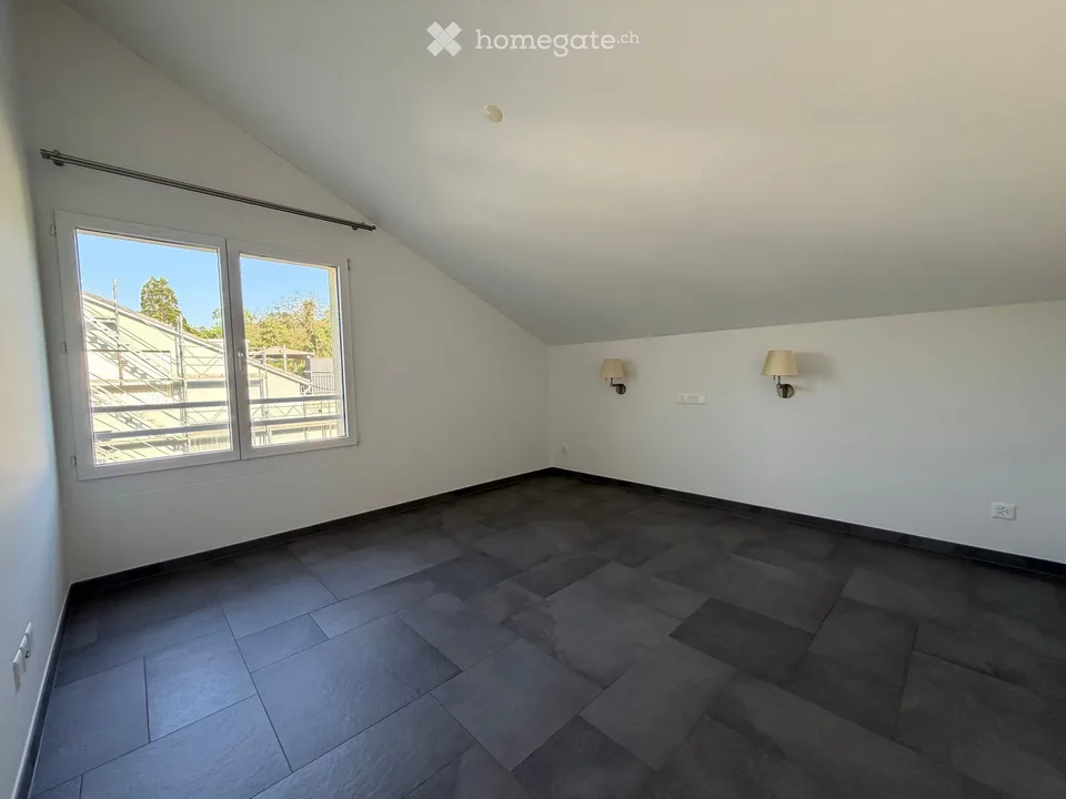 Von Privat: Grosszügige 4.5-Zimmer-Dachwohnung mit 48 m² Südterrasse – Foto 13 von 16