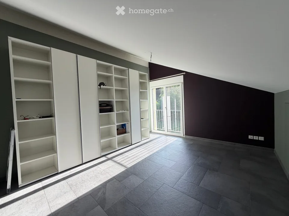 Von Privat: Grosszügige 4.5-Zimmer-Dachwohnung mit 48 m² Südterrasse – Foto 11 von 16