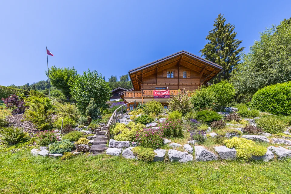 Chalet de charme au coeur d'un paysage préalpin grandiose