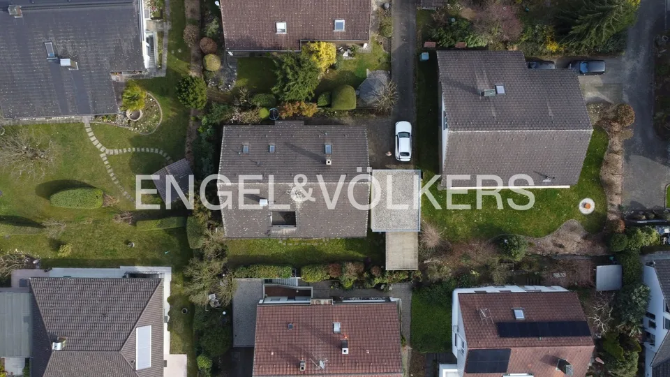 RESERVIERT: Bezugsfreies Einfamilienhaus in guter Lage von Bad Säcking