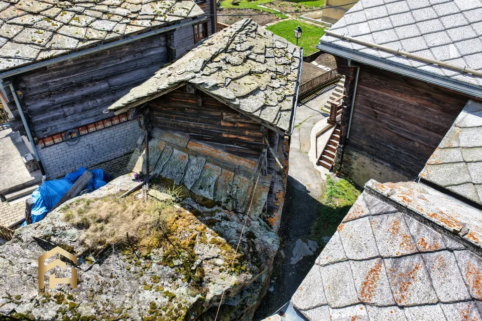 Historischer Walliser Speicher mit Charme im Herzen von Saas-Balen