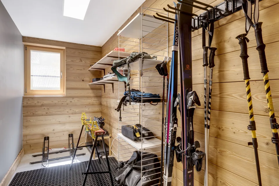 Top ausgestattete und gut gelegene 5.5 Zimmer Wohnung – Foto 11 von 11