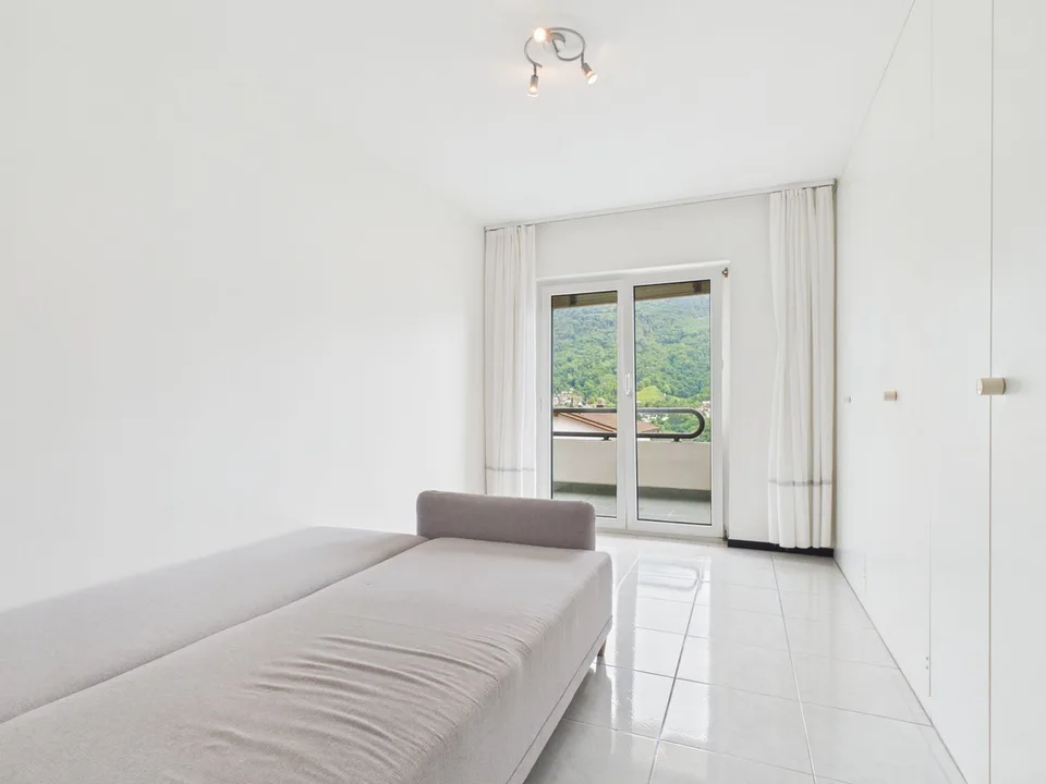 Comfort abitativo e terrazza panoramica in posizione strategica – Foto 17 von 17