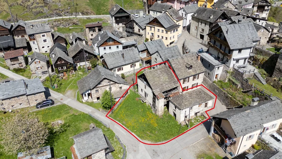 Zweitwonhsitz! Typisches Tessiner Haus mit Rustico zu renovierendes