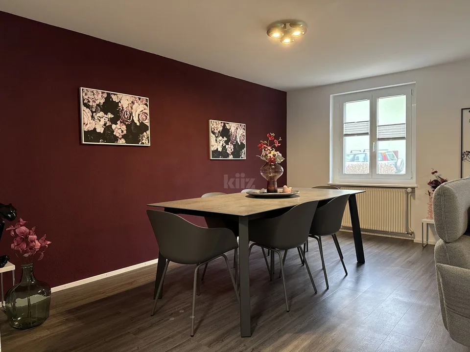 Casa incantevole con 3 appartamenti, giardino e piscina