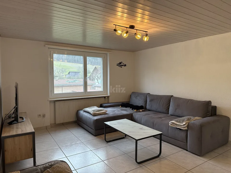 Casa incantevole con 3 appartamenti, giardino e piscina