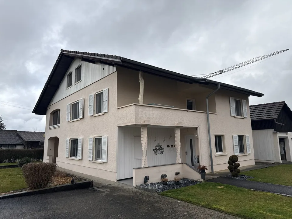 Charmante maison de 3 appartements avec jardin et piscine – photo 12 sur 13