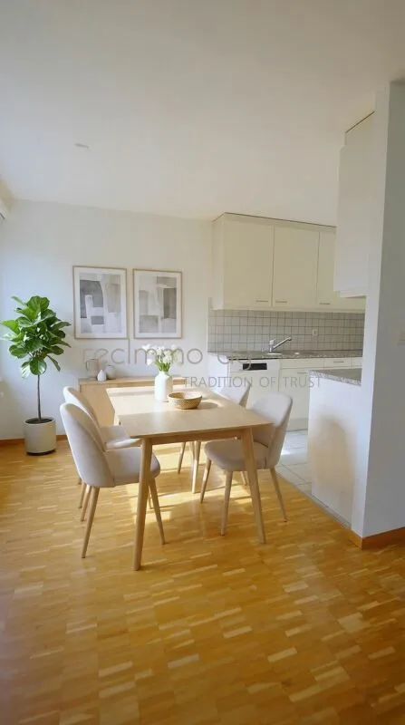 4.5-Zimmer-Wohnung mit Balkon und attraktivem Ausbaupotenzial – Foto 10 von 11