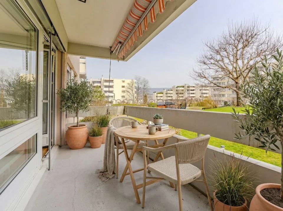 4.5-Zimmer-Wohnung mit Balkon und attraktivem Ausbaupotenzial – Foto 9 von 11