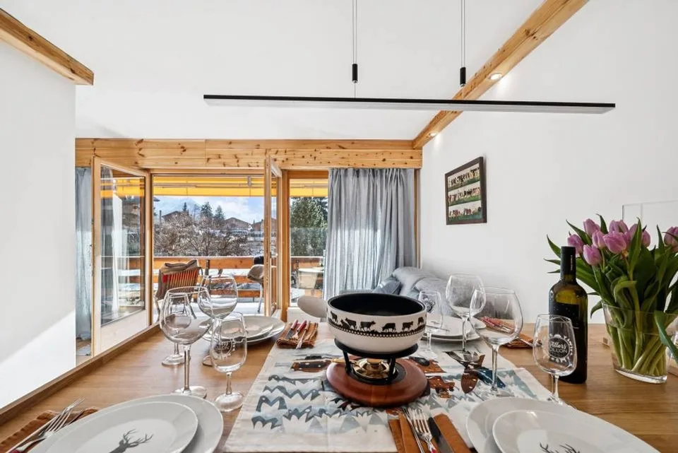 Améthyste 10 - Renovierte Wohnung mit Balkon in Roche Grises
