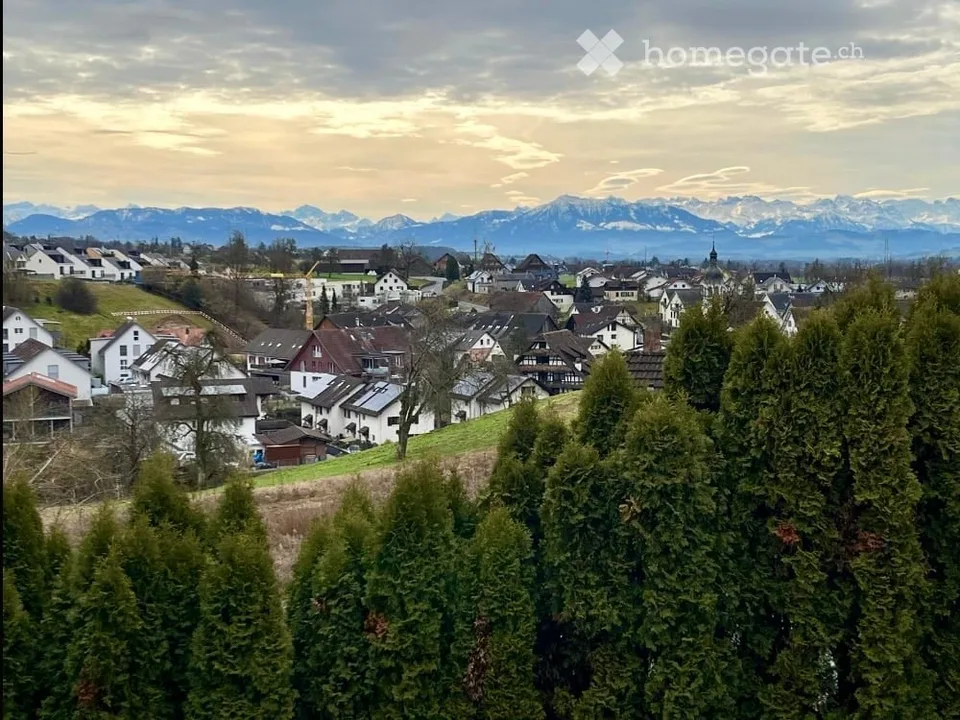 7-Zimmer-Einfamilienhaus mit Bergpanorama