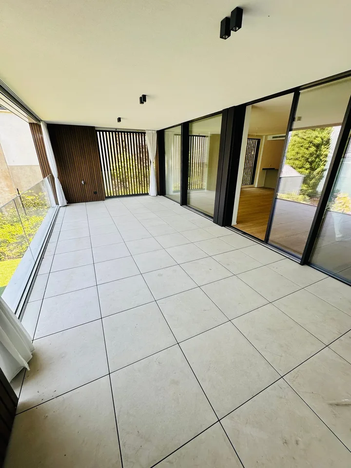 Magnificent apartment directly on Lake Lugano – foto 7 di 10