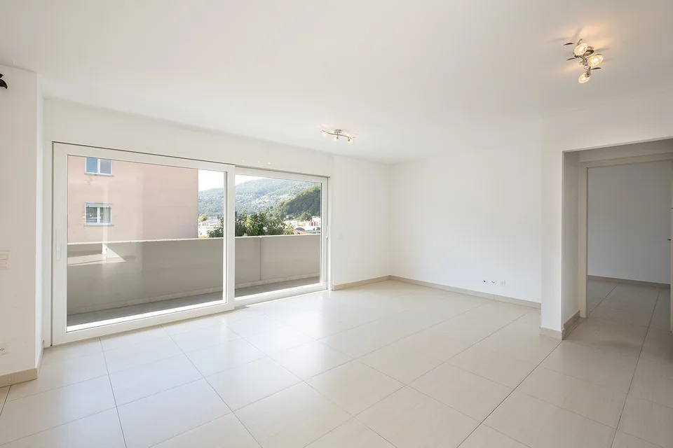 Elegantes Ferienhaus!!! Elegantestes Dachgeschoß mit 4.5 Zimmern und Panoramablick in Caslano – Foto 6 von 19