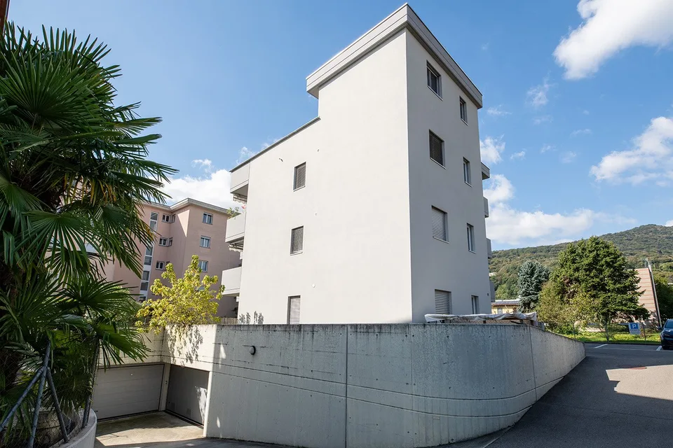 Elegantes Ferienhaus!!! Elegantestes Dachgeschoß mit 4.5 Zimmern und Panoramablick in Caslano – Foto 18 von 19