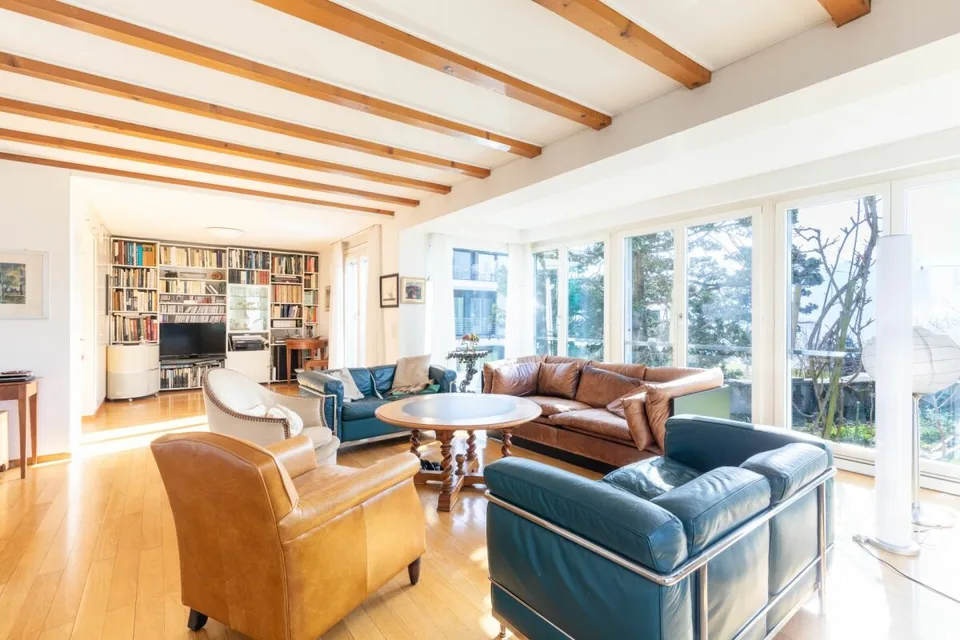 Casa con potenziale e vista sul lago
