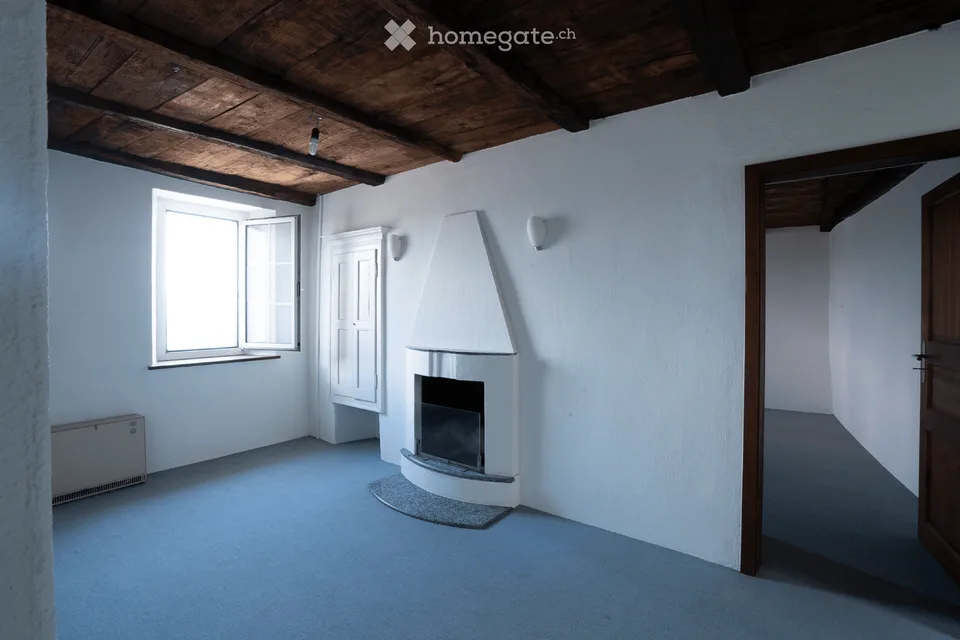 Charmante 5.5-Zimmer-Dachwohnung in Cademario – Historisches Tessiner Juwel