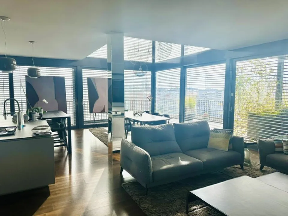 Triplex in attico stile "LOFT"