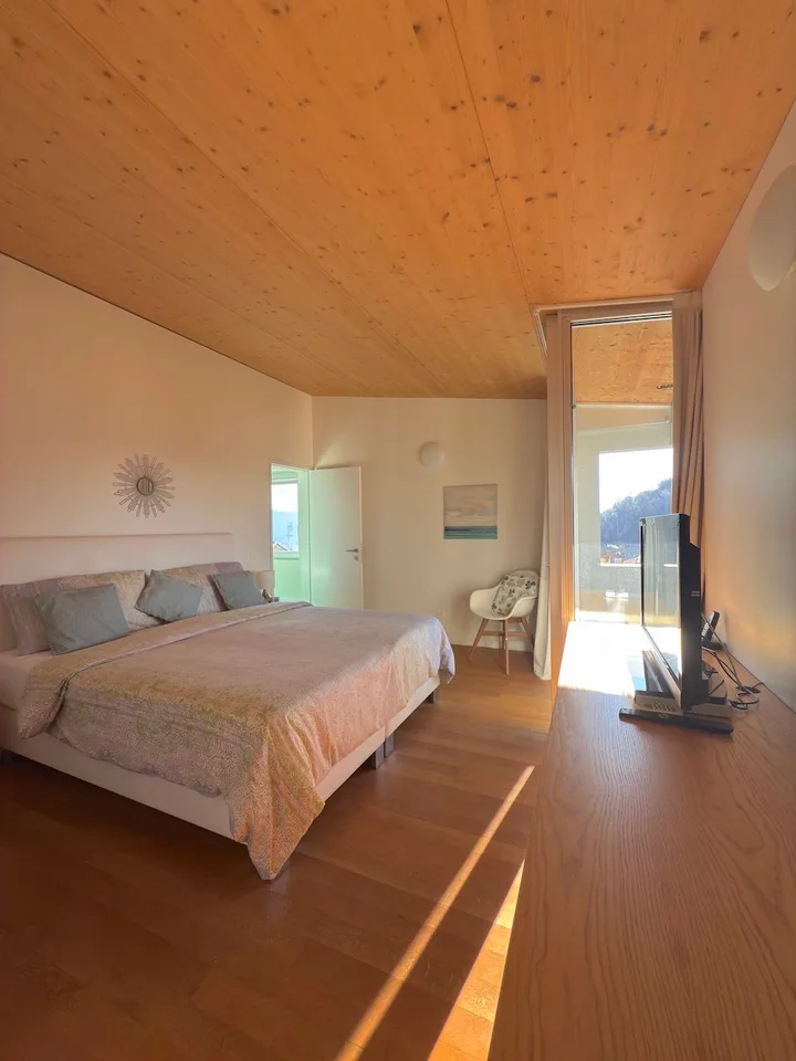 Moderna Casa Unifamiliare con grande terrazza