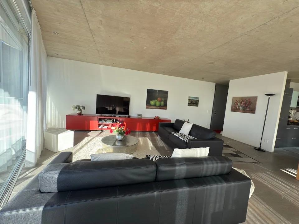 Moderna Casa Unifamiliare con grande terrazza