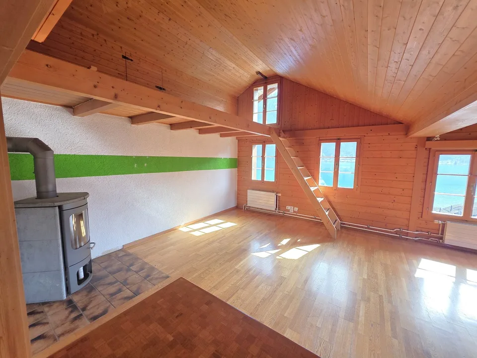 Chalet "Blumenberg" with lake view in Ringgenberg
