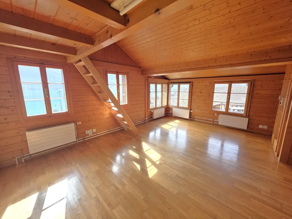 Chalet "Blumenberg" with lake view in Ringgenberg