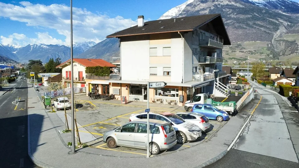Bene di rendita strategico con il 6% di rendita nel centro di Riddes