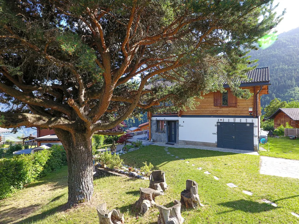 Schönes renoviertes Chalet auf einem sehr schönen, ebenen Grundstück in Ovronnaz/VS – Foto 20 von 20