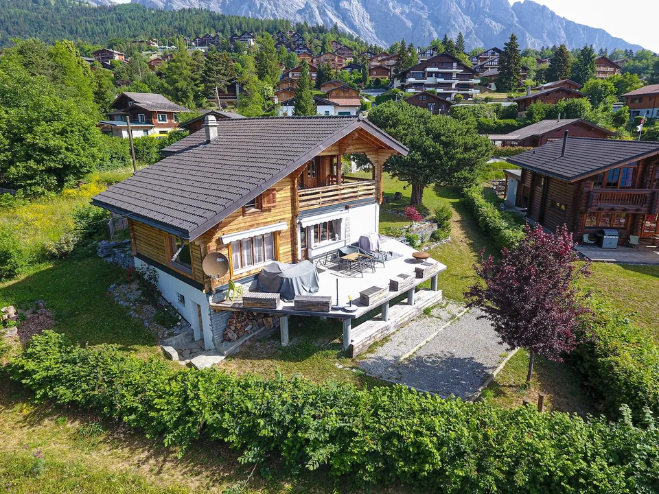 Schönes renoviertes Chalet auf einem sehr schönen, ebenen Grundstück in Ovronnaz/VS – Foto 17 von 20