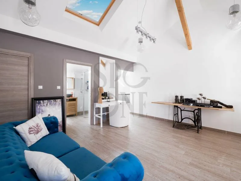 Elegantes und geräumiges Haus, sorgfältig renoviert