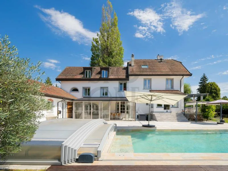Elegantes und geräumiges Haus, sorgfältig renoviert – Foto 8 von 9