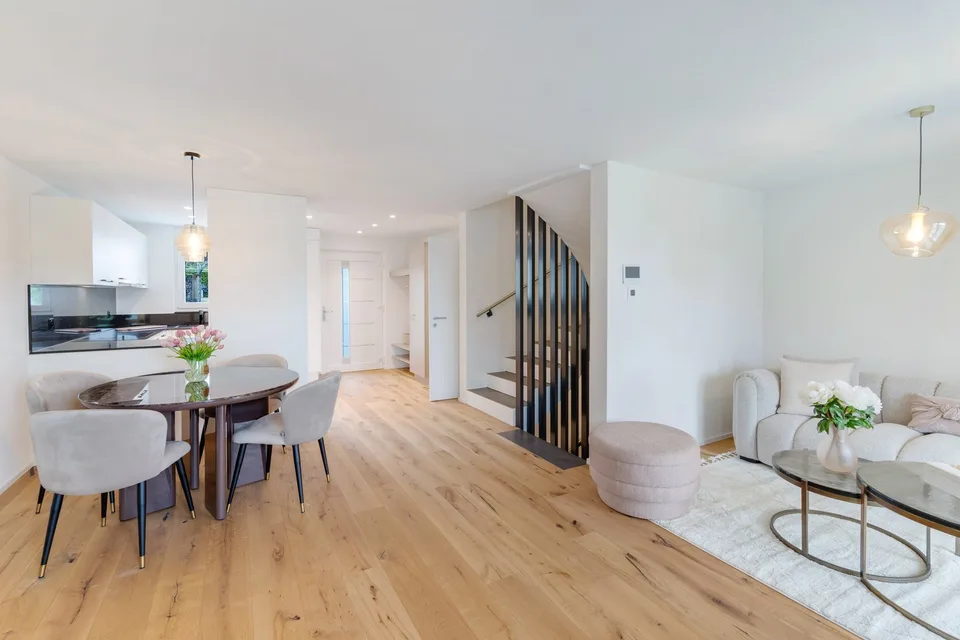 Erstbezug: 5.5-Zimmer-Neubau auf 150m2