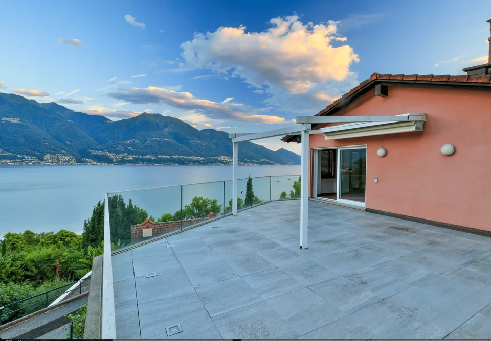 Ein Logenplatz über dem Lago Maggiore