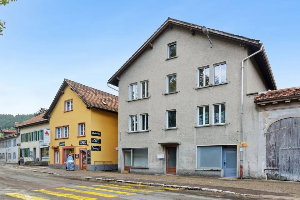 Haus im Stadtzentrum von Môtiers, ideal für eine große Familie – Foto 6 von 13