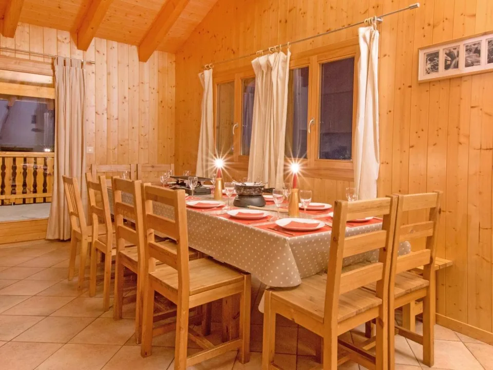 Large chalet in Central Location – photo 6 of 13