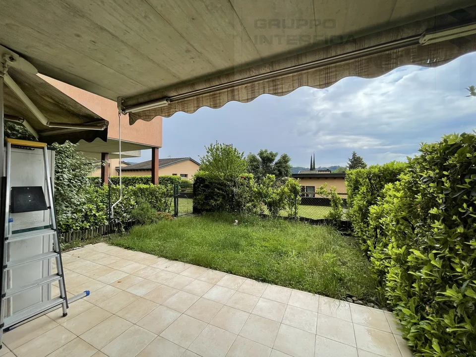 4.5 LOCALI CON GIARDINO E PISCINA CONDOMINIALE – Foto 7 von 13