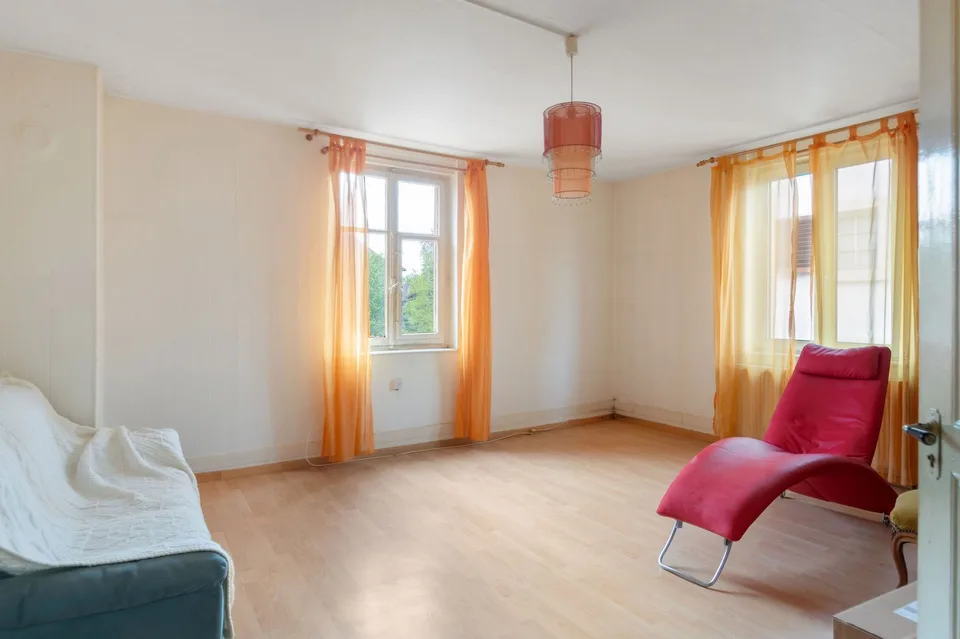 Grande maison de village de 8.5 pièces avec locaux annexes à Bonfol – photo 6 sur 13