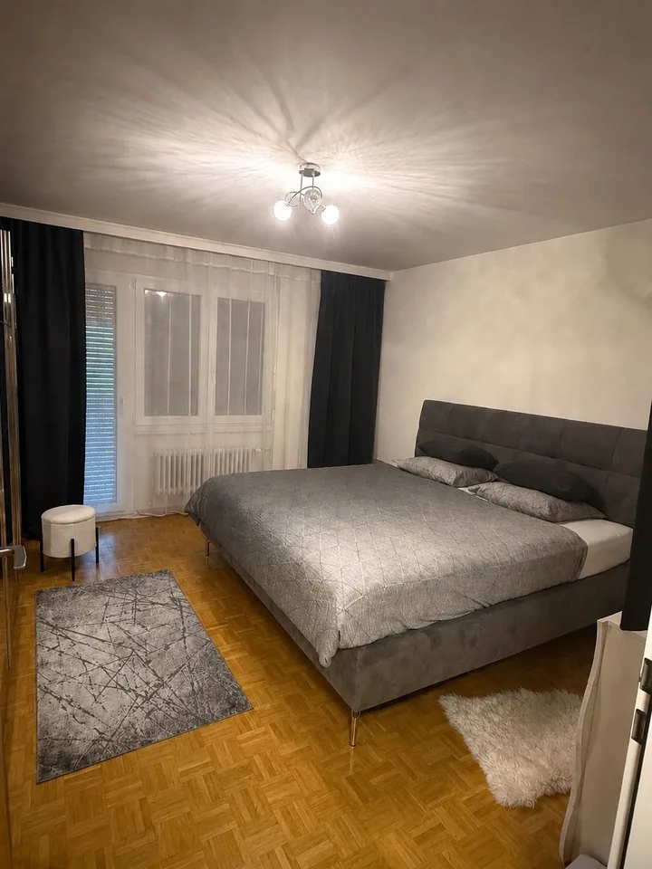 Charmant appartement 4,5 pièces à Bülach – Rénové et prêt à être occupé – photo 8 sur 12