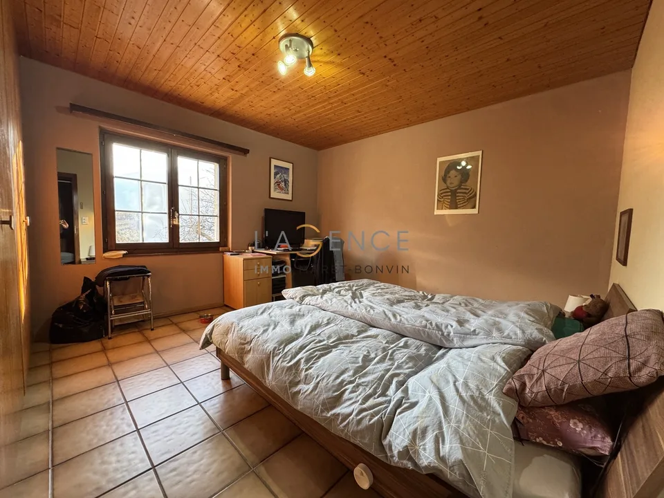 Einfamilienhaus auf einem 836M2 großen Grundstück