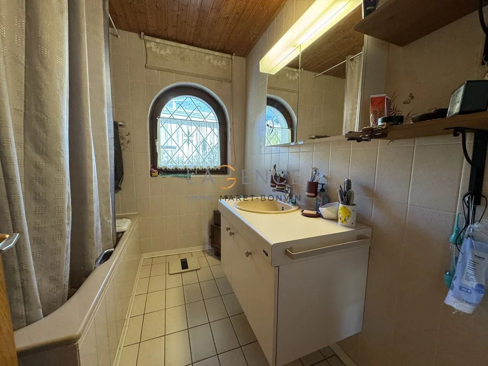 Einfamilienhaus auf einem 836M2 großen Grundstück