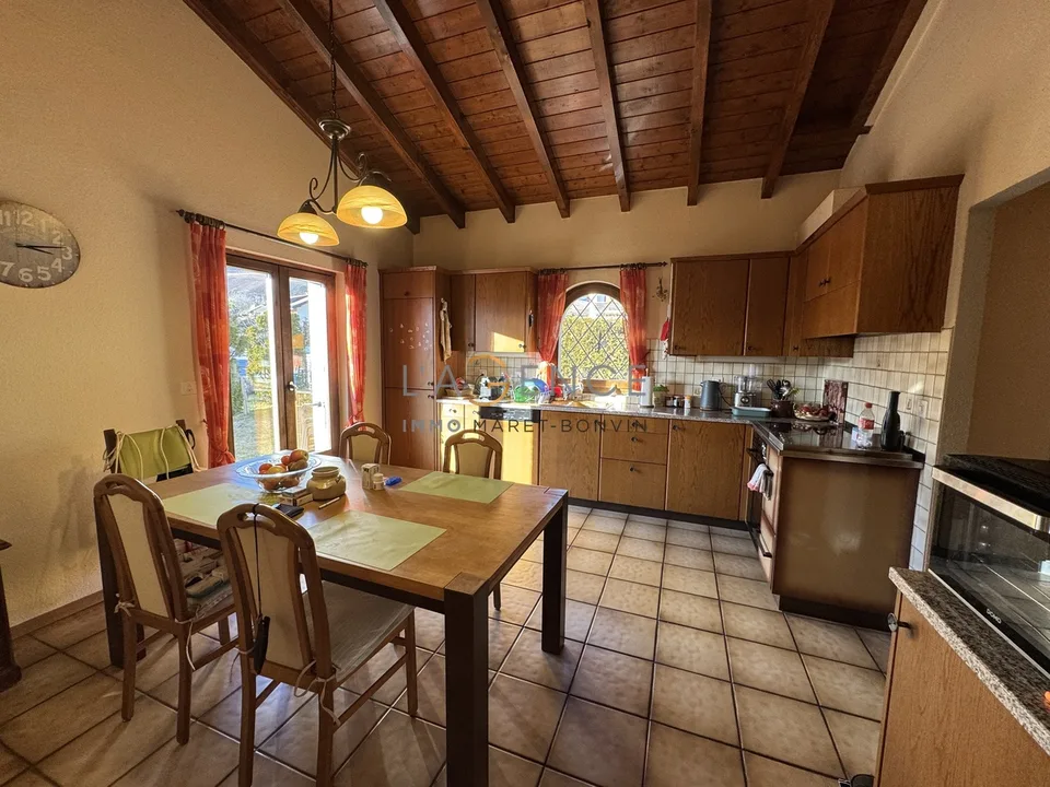 Einfamilienhaus auf einem 836M2 großen Grundstück