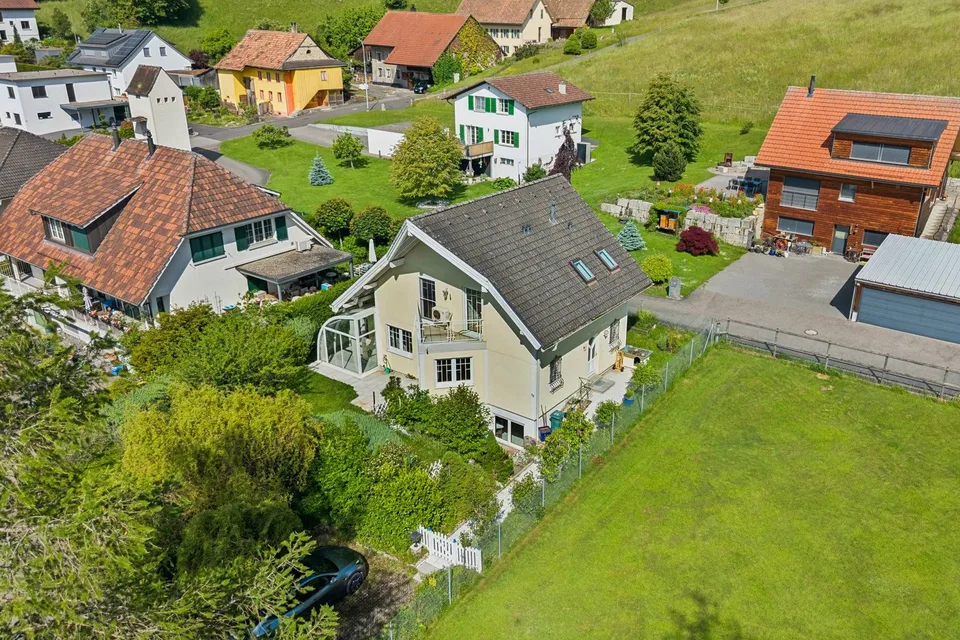 Privilegierte Lage mit Aussicht - Wohnen über Hägendorf